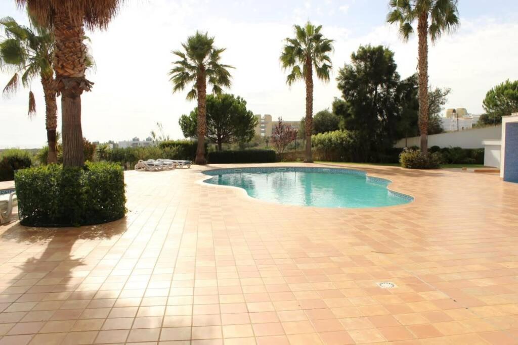 Great 2 Bedroom Apartment With Communal Pool Лагуш Экстерьер фото